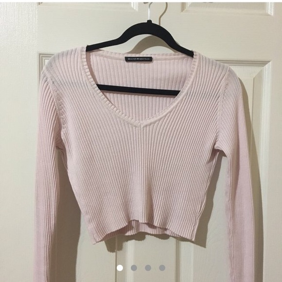 Brandy Melville Sweaters - brandy melville sweater